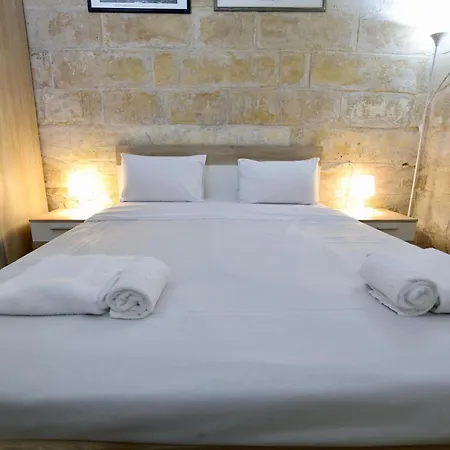 2 Bed House Appartement