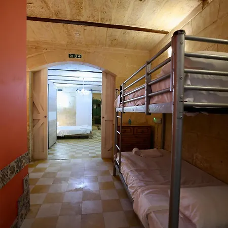 2 Bed House Valletta