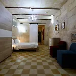 2 Bed House شقة *
