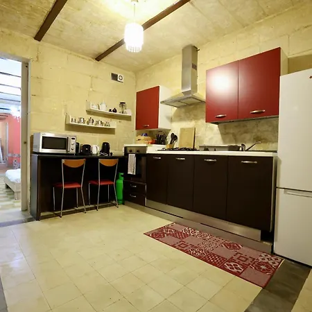 Apartment 2 Bed House